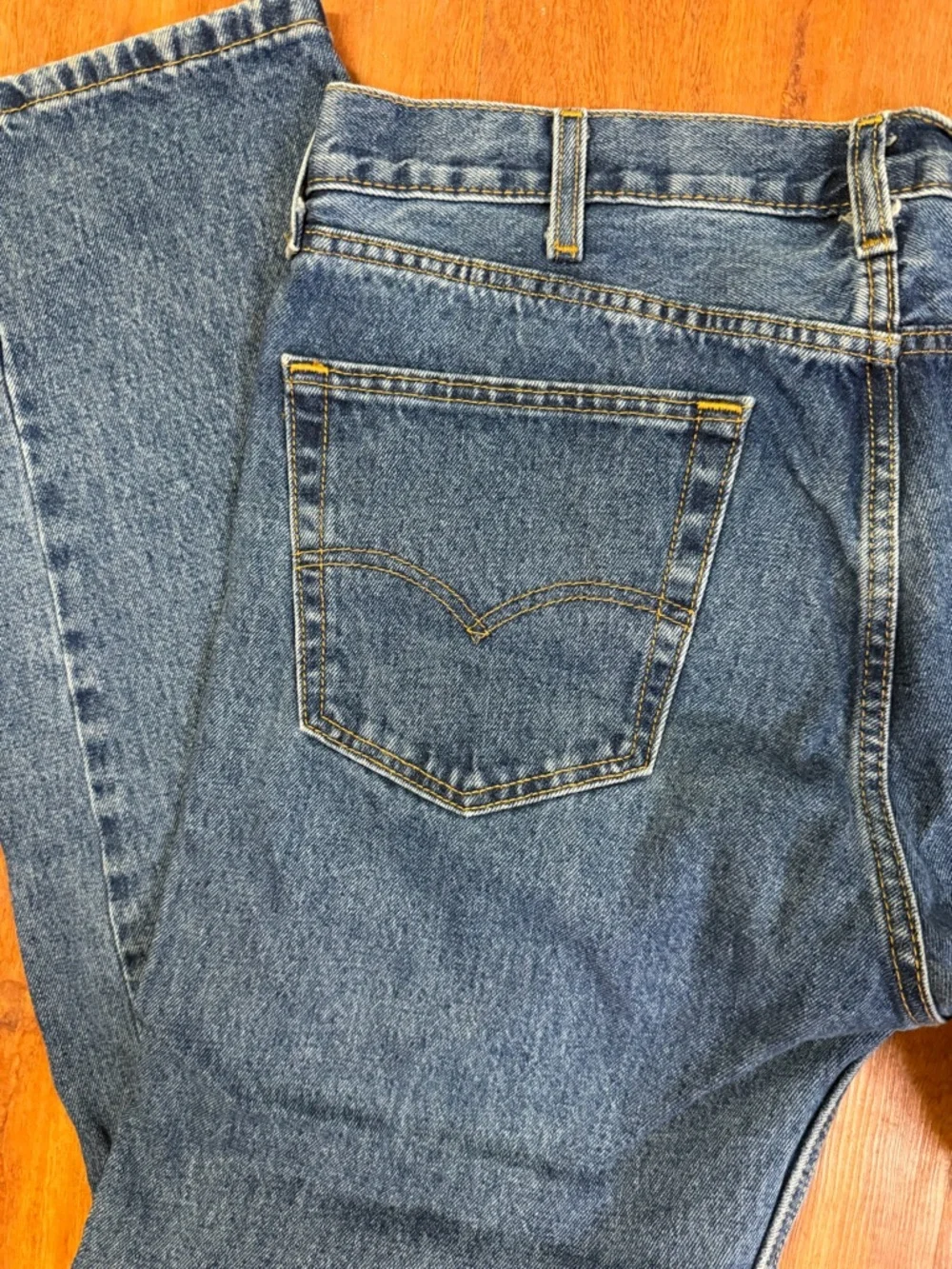 Levi's 505 Men’s denim straight leg fit 38 X 32
